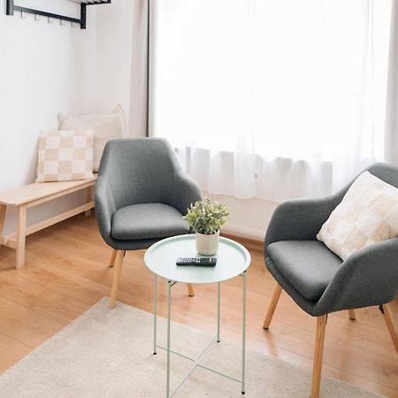 7 Nights Apartments Dominikanske N. Brno Eksteriør billede