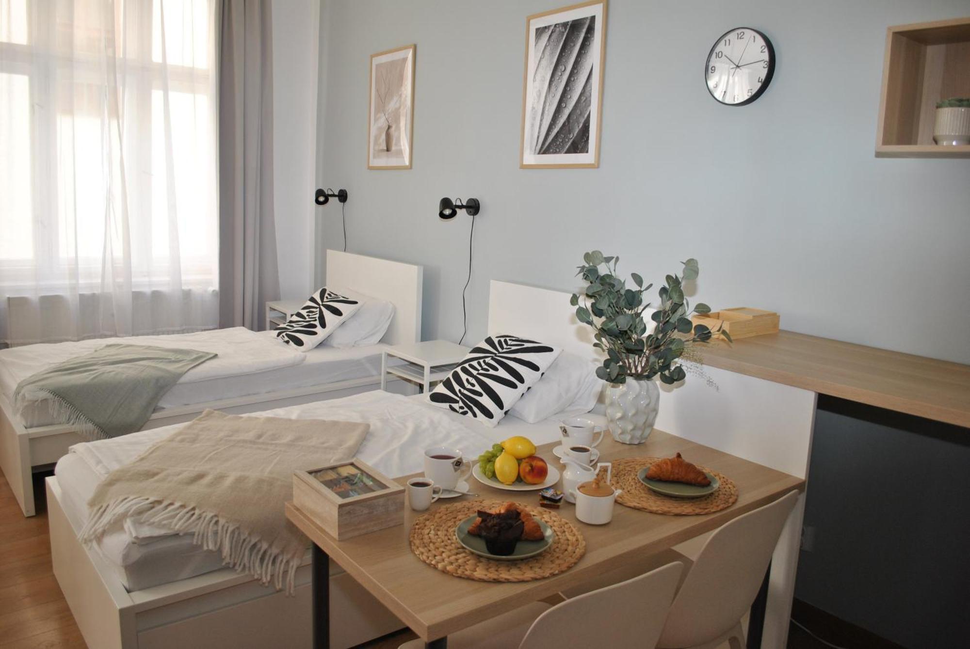 7 Nights Apartments Dominikanske N. Brno Eksteriør billede