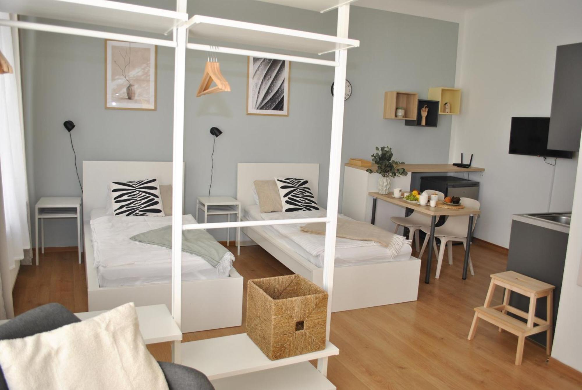 7 Nights Apartments Dominikanske N. Brno Eksteriør billede