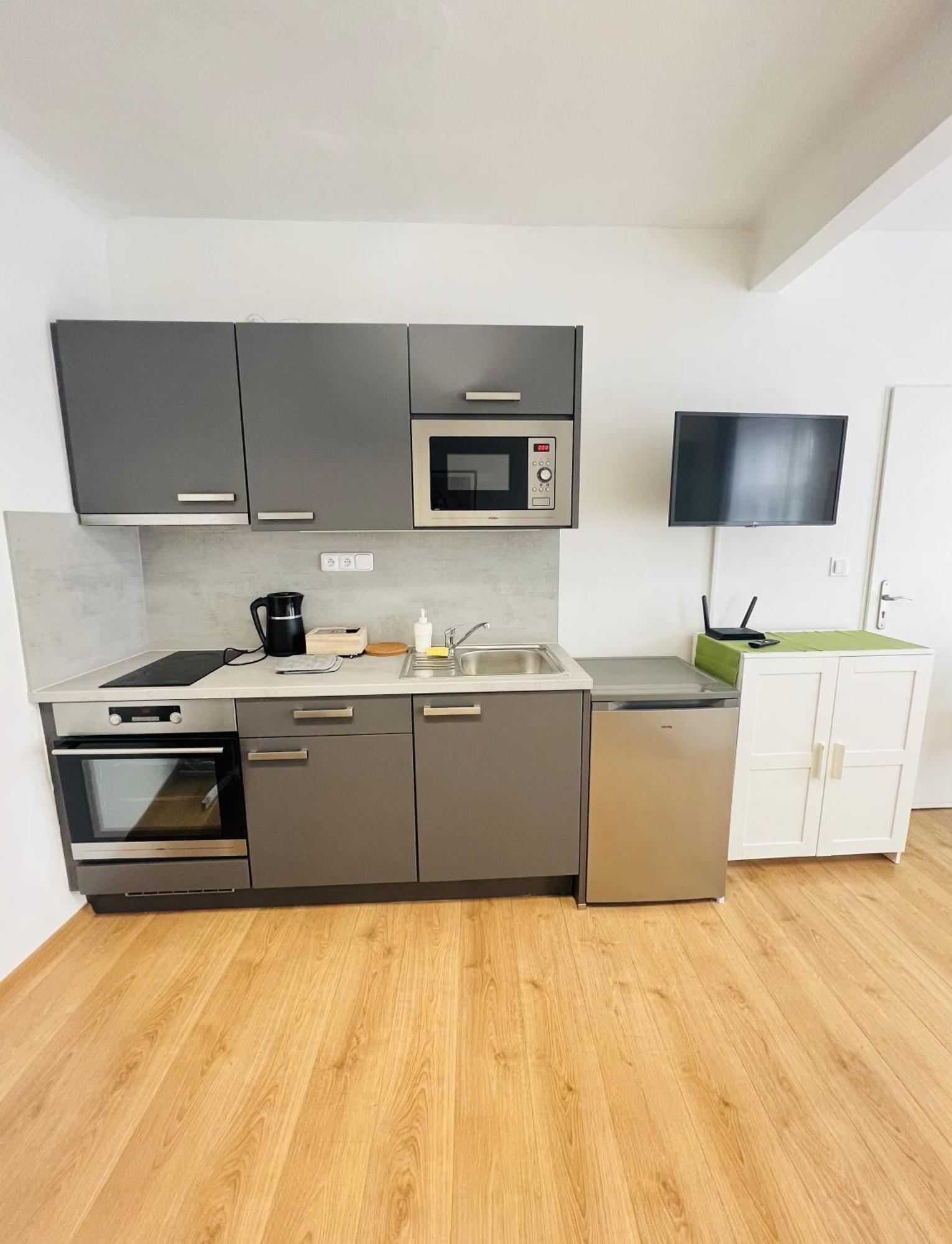 7 Nights Apartments Dominikanske N. Brno Eksteriør billede