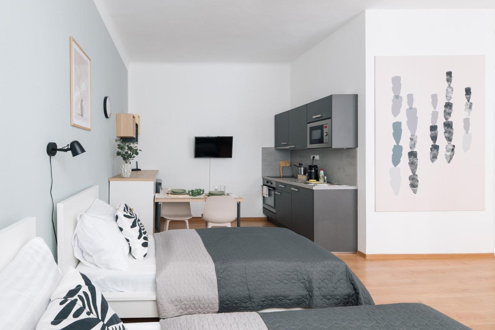 7 Nights Apartments Dominikanske N. Brno Eksteriør billede